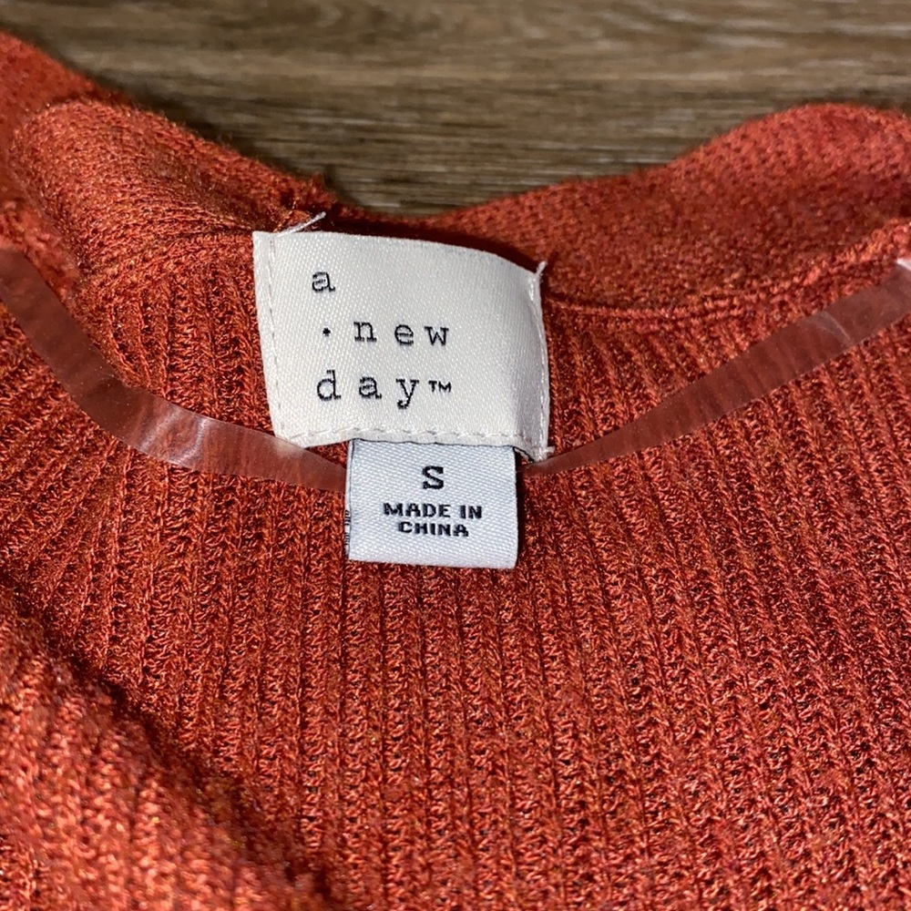 Cardigan - Picture 2 of 2